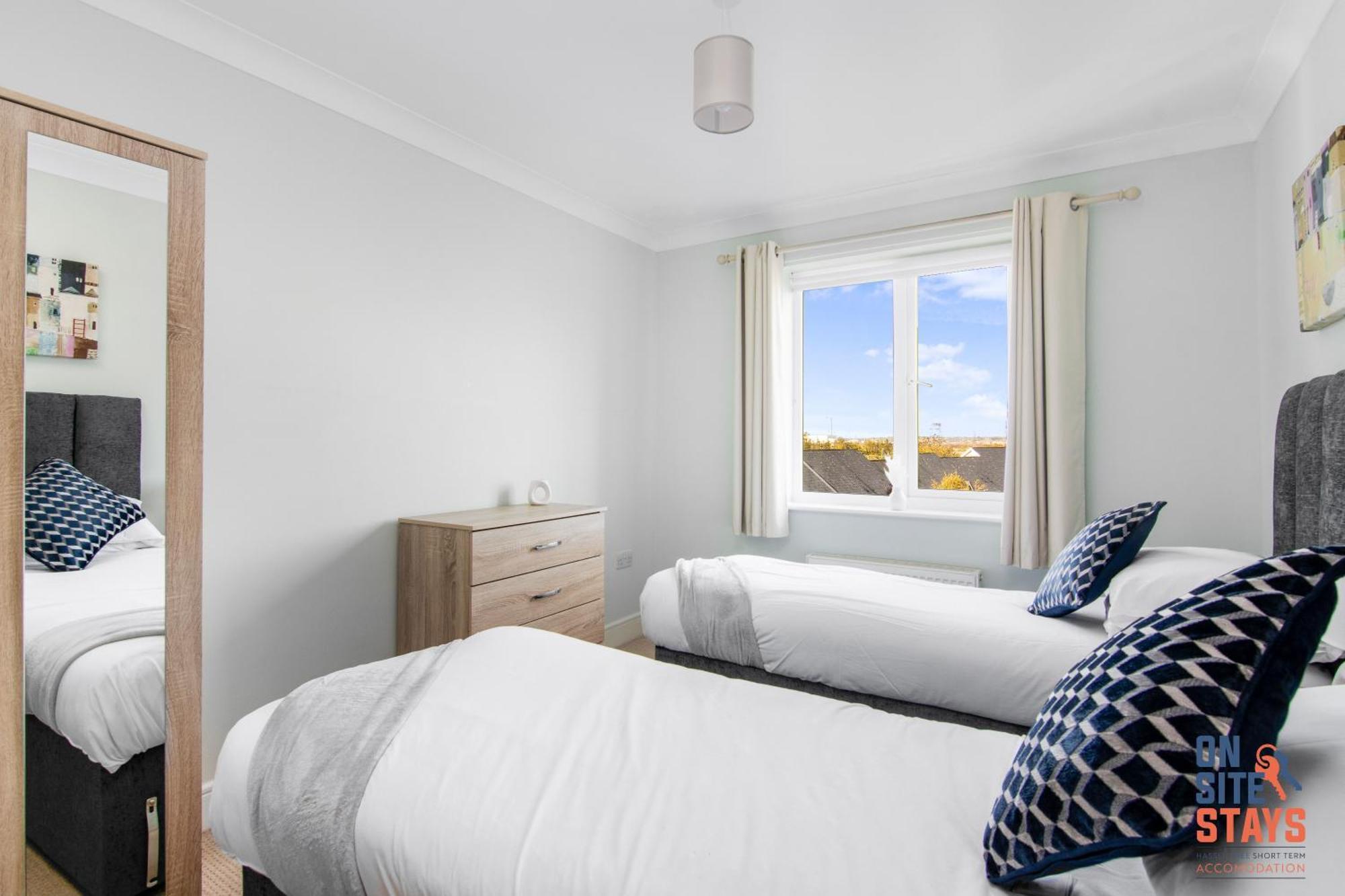 Onsitestays - Cosy 2-Bedroom Apartment With Free Parking, Wi-Fi & London Links Northfleet Екстер'єр фото